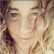 Me gusta enseñar y construir una lección adaptada a cada personalidad.